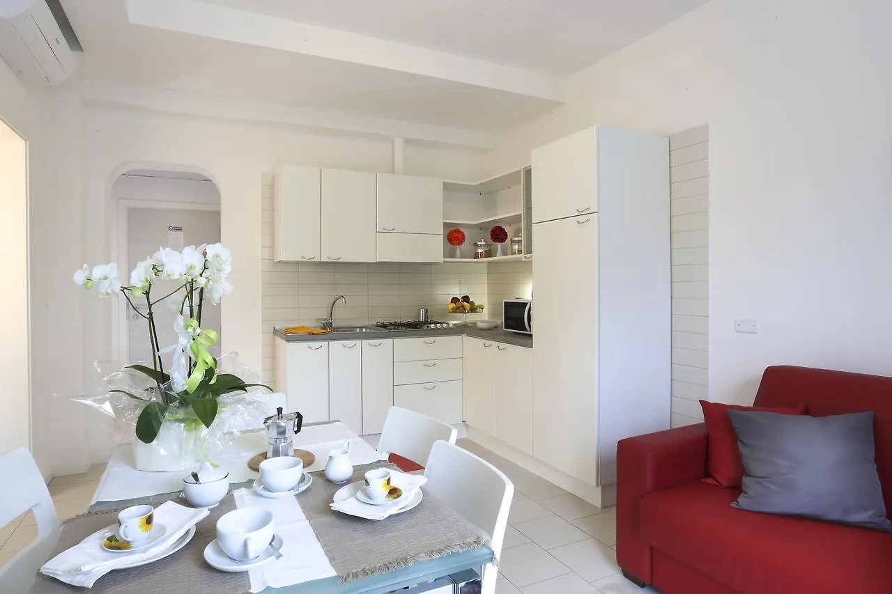 Residence Altea 리치오네 아파트호텔